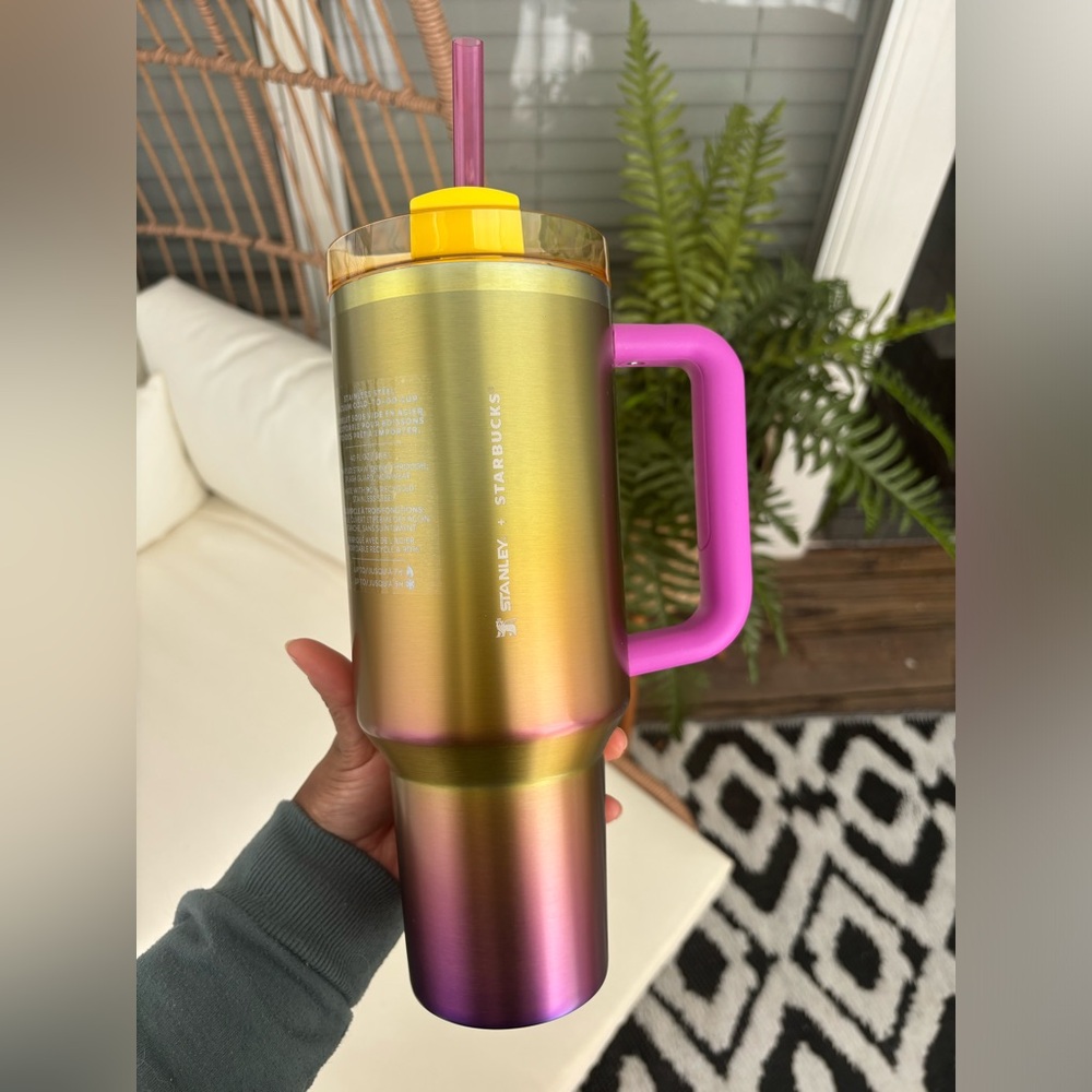 NWT! Stanley x Starbucks Summer 2024 - 40 OZ